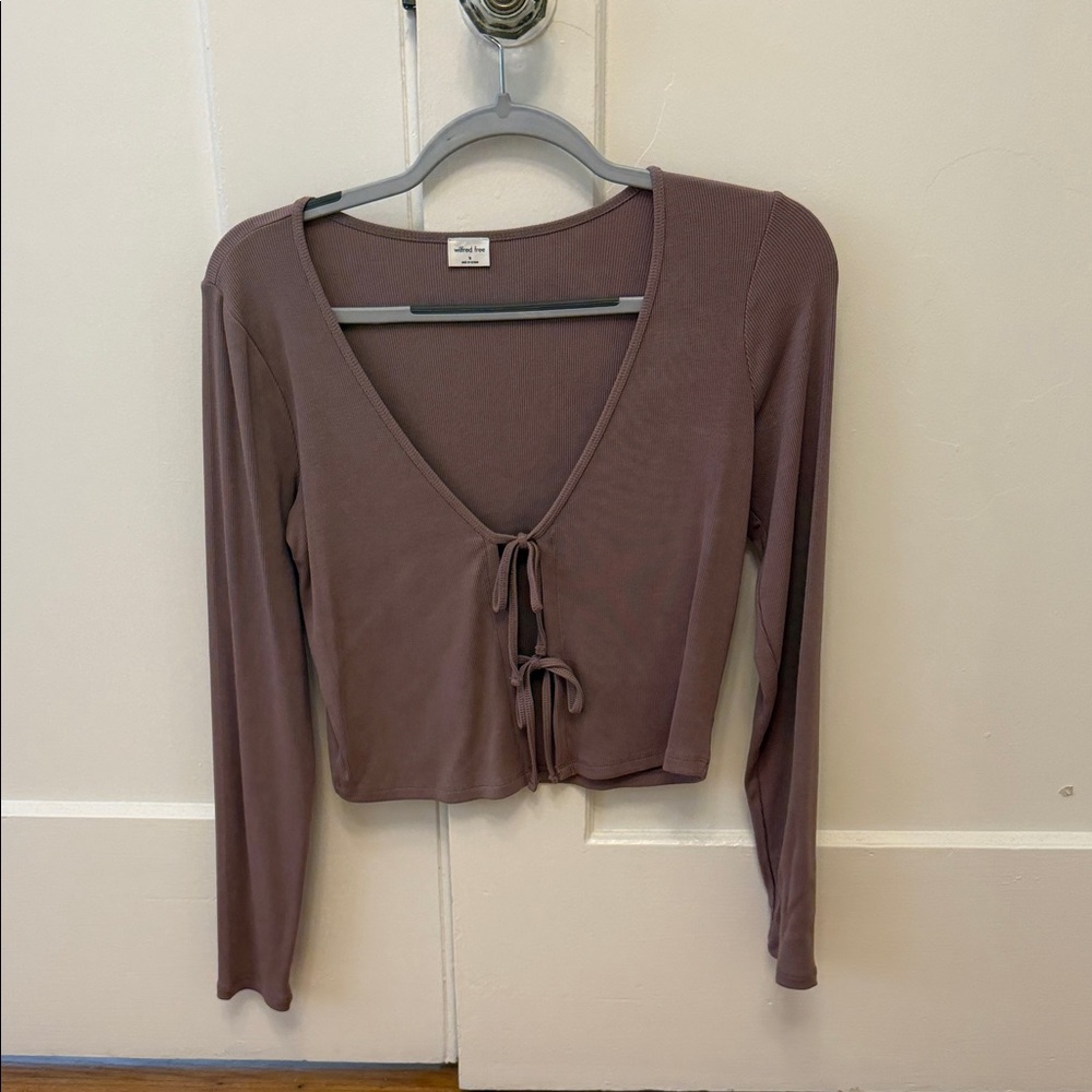 Wilfred Mauve Tie-Front Long Sleeve Crop Top